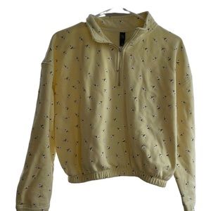 Yellow stylish sweatshirt, cropped